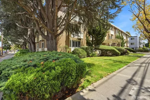 Exterior - 1701 Central Ave #P, Alameda, CA 94501 photo 4 of 6