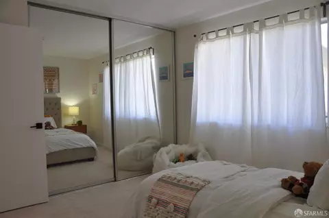Bedroom - 1701 Central Ave #P, Alameda, CA 94501 photo 5 of 7