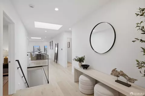 Entry Way - 115 Upland Dr, San Francisco, CA 94127 photo 2 of 4