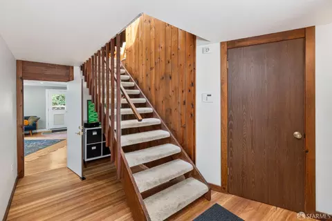 Entry Way - 880 Rockaway Beach Ave, Pacifica, CA 94044 photo 2 of 4