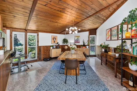 Dining - 880 Rockaway Beach Ave, Pacifica, CA 94044 photo 2 of 3