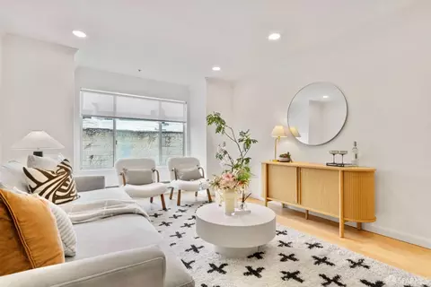 550 S Van Ness Ave #208, San Francisco, CA 94110