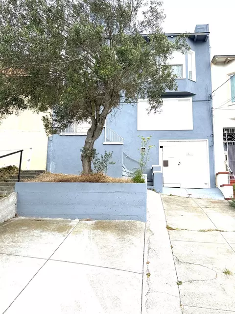 737 London St, San Francisco, CA 94112