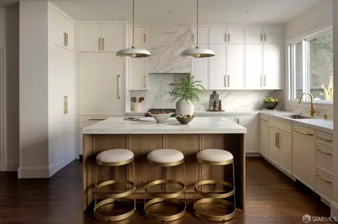 Kitchen - 2264 Beach St, San Francisco, CA 94123 photo 1 of 2