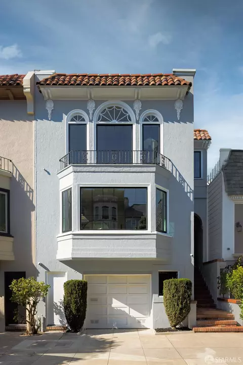 2264 Beach St, San Francisco, CA 94123