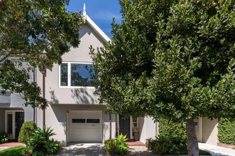 2034 Beach St, San Francisco, CA 94123