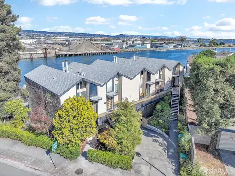 View/Area - 2022 High St #D, Alameda, CA 94501 photo 2 of 12