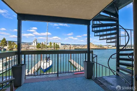 View/Area - 2022 High St #D, Alameda, CA 94501 photo 5 of 12