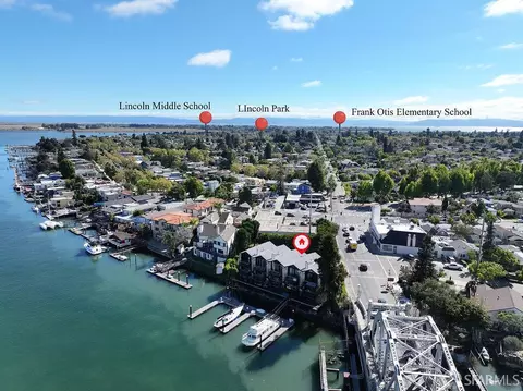View/Area - 2022 High St #D, Alameda, CA 94501 photo 7 of 12