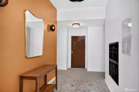 Entry Way - 925 Corbett Ave #103, San Francisco, CA 94131 photo 1 of 1