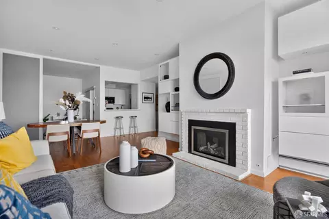 Living - 925 Corbett Ave #103, San Francisco, CA 94131 photo 5 of 5