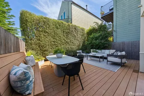 Exterior - 941 Diamond St, San Francisco, CA 94114 photo 10 of 14