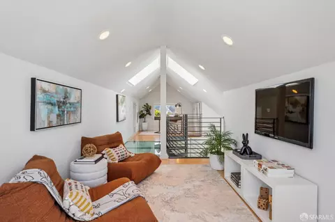 Other - 941 Diamond St, San Francisco, CA 94114 photo 13 of 15