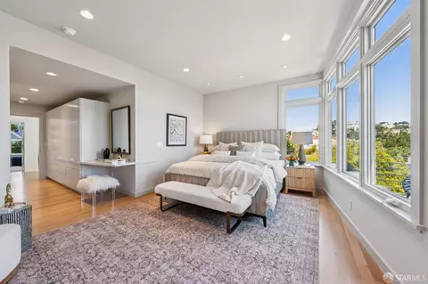 Bedroom - 941 Diamond St, San Francisco, CA 94114 photo 6 of 8