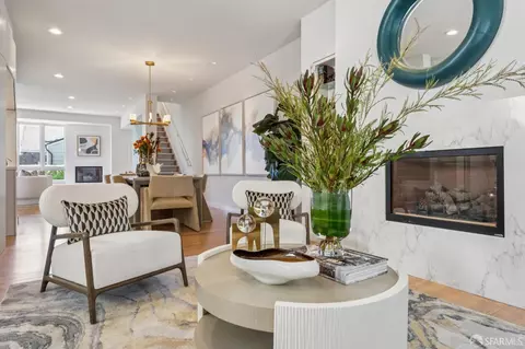 Living - 941 Diamond St, San Francisco, CA 94114 photo 2 of 6