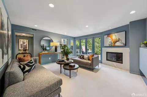 Living - 941 Diamond St, San Francisco, CA 94114 photo 6 of 6