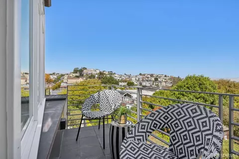 Other - 941 Diamond St, San Francisco, CA 94114 photo 9 of 15