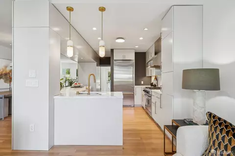Kitchen - 941 Diamond St, San Francisco, CA 94114 photo 3 of 7