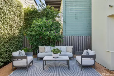 Exterior - 941 Diamond St, San Francisco, CA 94114 photo 14 of 14