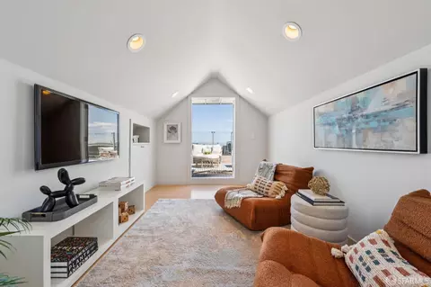 Other - 941 Diamond St, San Francisco, CA 94114 photo 12 of 15
