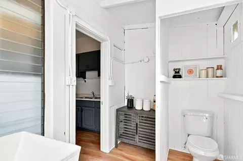 Bath - 615 7th Ave, San Francisco, CA 94118 photo 1 of 3