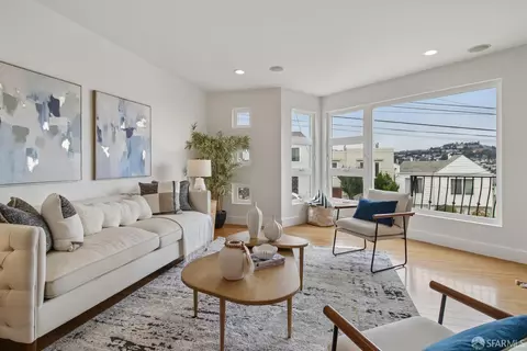 Living - 33 Athens St, San Francisco, CA 94112 photo 2 of 8