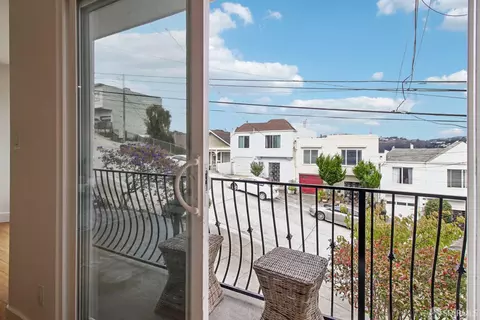 Exterior - 33 Athens St, San Francisco, CA 94112 photo 3 of 13