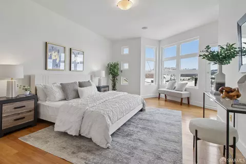 Bedroom - 33 Athens St, San Francisco, CA 94112 photo 3 of 9