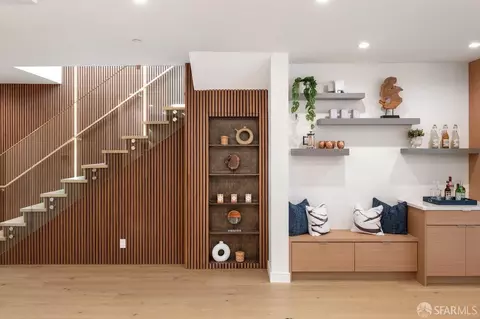 Entry Way - 755 Duncan St, San Francisco, CA 94131 photo 6 of 21