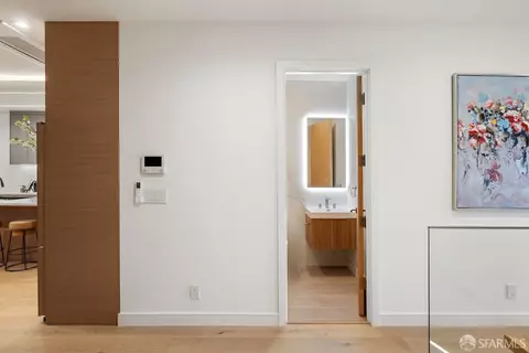 Entry Way - 755 Duncan St, San Francisco, CA 94131 photo 19 of 21