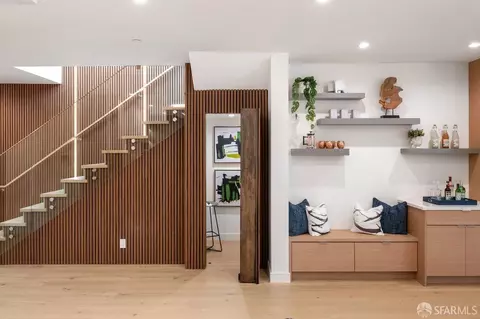 Entry Way - 755 Duncan St, San Francisco, CA 94131 photo 7 of 21