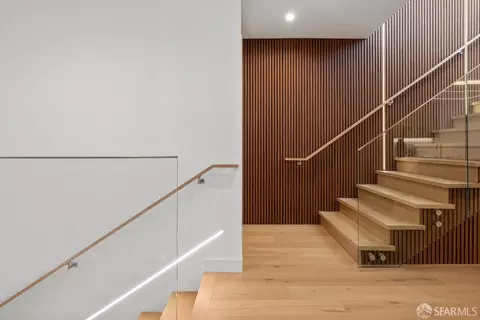 Entry Way - 755 Duncan St, San Francisco, CA 94131 photo 3 of 21