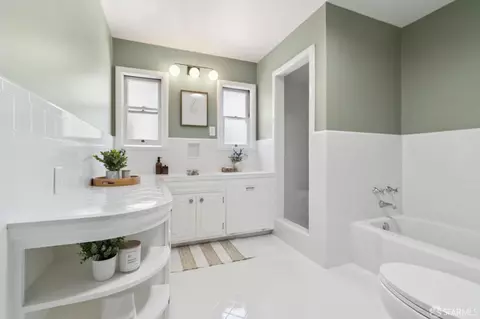 Bath - 808 Capuchino Dr, Millbrae, CA 94030 photo 1 of 2