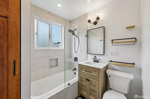 Bath - 480 Bartlett St, San Francisco, CA 94110 photo 2 of 2