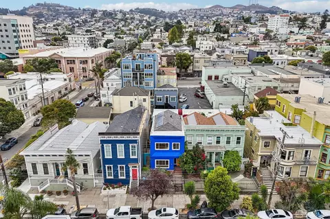 View/Area - 480 Bartlett St, San Francisco, CA 94110 photo 1 of 8