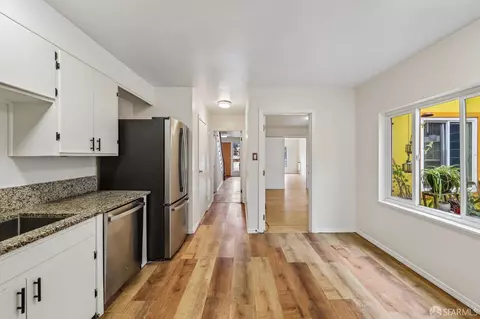 Entry Way - 480 Bartlett St, San Francisco, CA 94110 photo 1 of 2