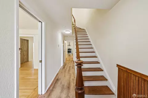 Entry Way - 480 Bartlett St, San Francisco, CA 94110 photo 2 of 2