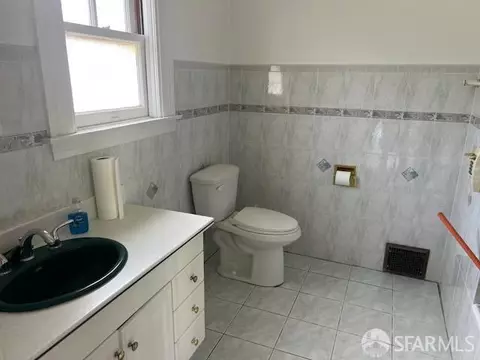 Bath - 2 W Clay St, San Francisco, CA 94121 photo 2 of 3