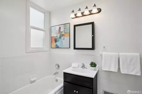 Bath - 20 Forest View Dr, San Francisco, CA 94132 photo 1 of 5