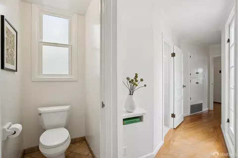 Entry Way - 20 Forest View Dr, San Francisco, CA 94132 photo 3 of 4