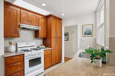 Kitchen - 20 Forest View Dr, San Francisco, CA 94132 photo 5 of 6