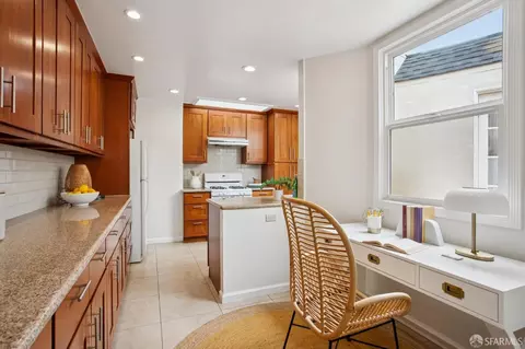 Kitchen - 20 Forest View Dr, San Francisco, CA 94132 photo 3 of 6