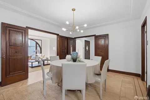 Dining - 876 46th Ave, San Francisco, CA 94121 photo 1 of 4