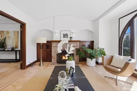 Living - 876 46th Ave, San Francisco, CA 94121 photo 1 of 4