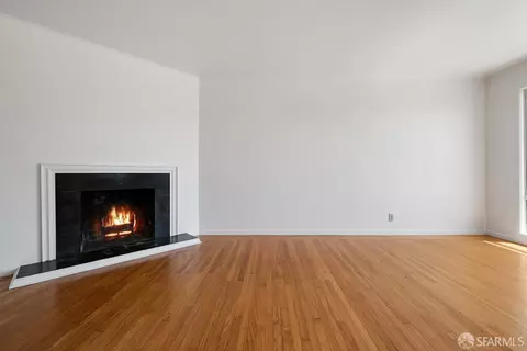 Living - 509 44th Ave, San Francisco, CA 94121 photo 3 of 6