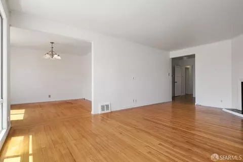 Living - 509 44th Ave, San Francisco, CA 94121 photo 4 of 6
