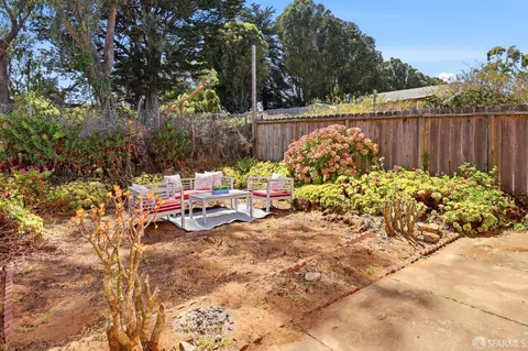 Exterior - 141 Sagamore St, San Francisco, CA 94112 photo 6 of 10