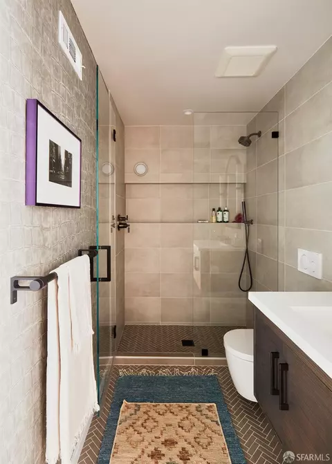 Bath - 44 Dellbrook Ave, San Francisco, CA 94131 photo 4 of 5