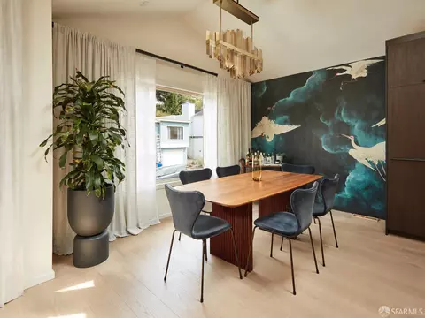Dining - 44 Dellbrook Ave, San Francisco, CA 94131 photo 1 of 3