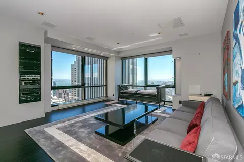 333 Bush St #3903, San Francisco, CA 94104